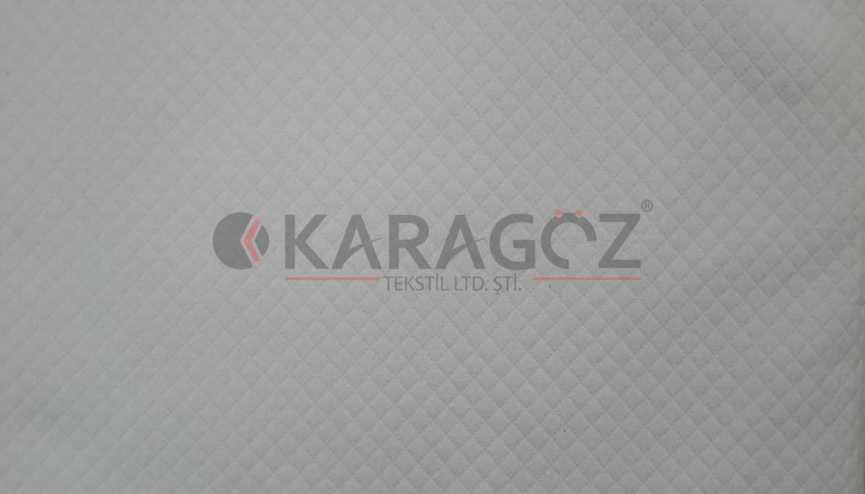 200X230 Kuş Gözü Desen 20/2-8/1 Ring İplik Çift Kişilik Renkli Veya Beyaz Pike 1300 & 1350 Gram/Adet 290 Gr/m² %100 Pamuk